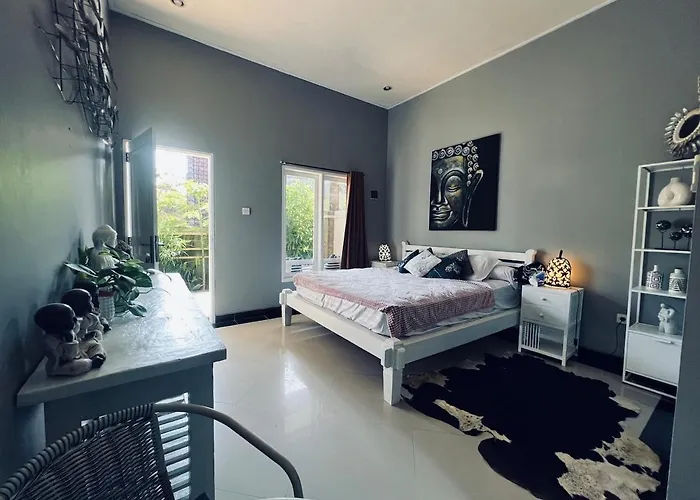 Gladstudio Brandnew Kerobokan